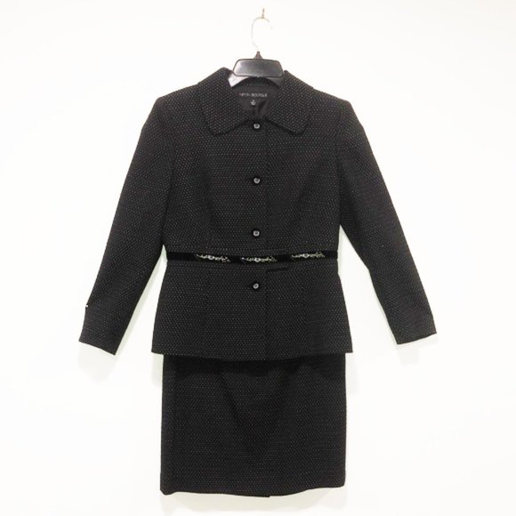 Sweetest 2-pc suit, swiss dot wool blend + details - Picture 1 of 6